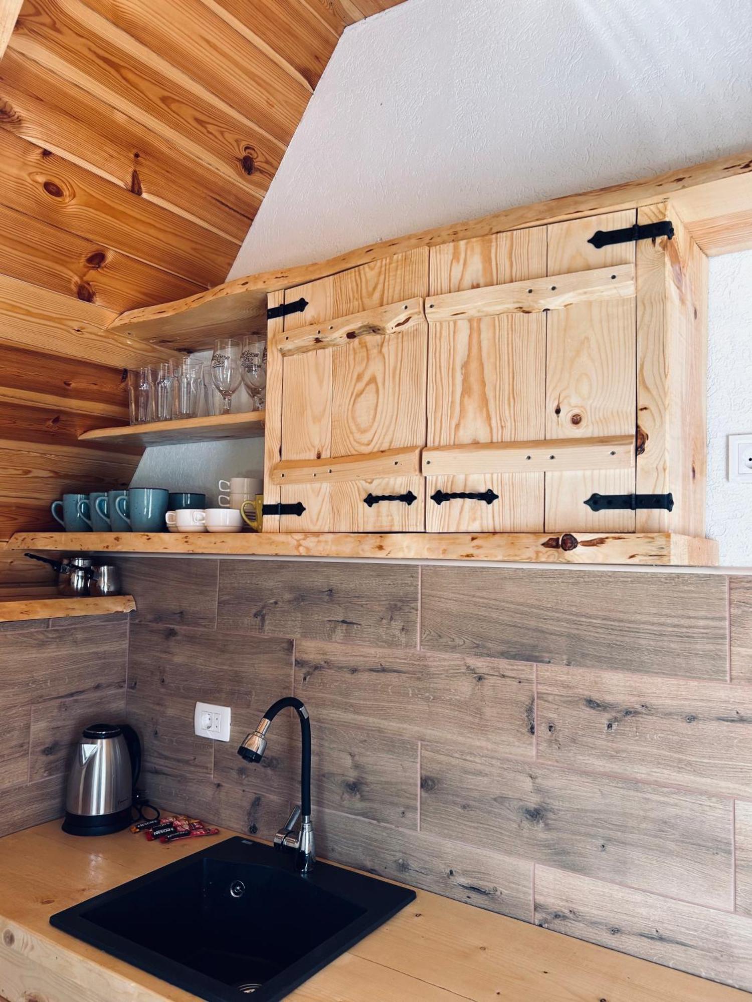 זבליאק Nomad Lodge Zminica מראה חיצוני תמונה